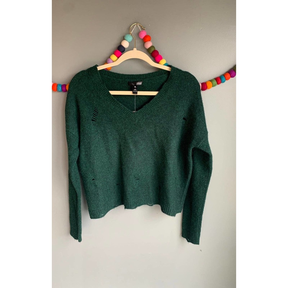 NWT Bloomingdales 100% cashmere distressed Sweater